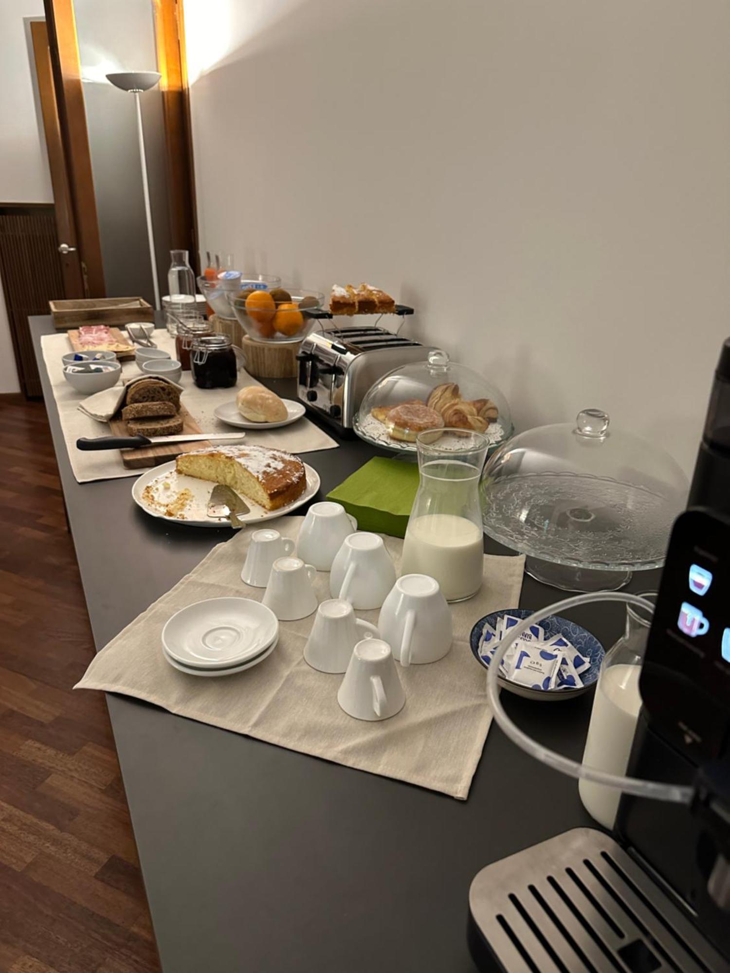 Room & Breakfast D'Annunzio Ravenna Buitenkant foto